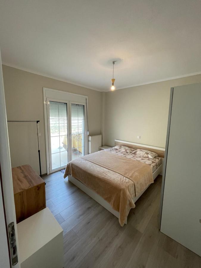 2-Bedroom Luxury Family Home Флогита Екстериор снимка