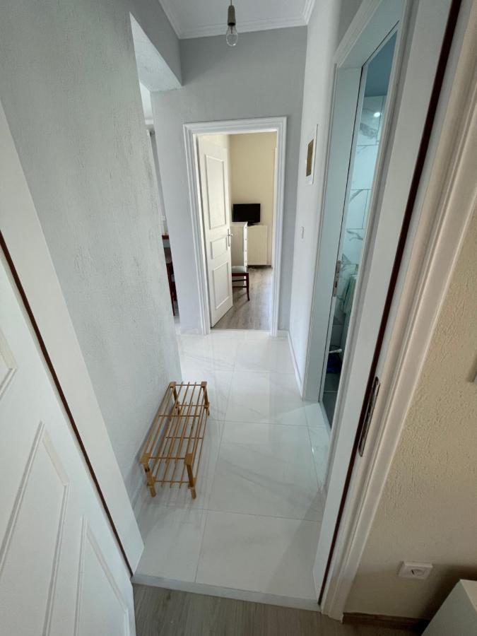 2-Bedroom Luxury Family Home Флогита Екстериор снимка
