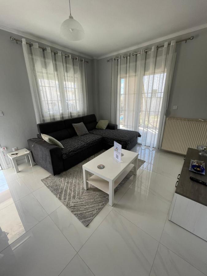 2-Bedroom Luxury Family Home Флогита Екстериор снимка